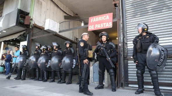 Desalojo 477: la Ciudad liberó en Nueva Pompeya la "Galería del terror", que estaba usurpada hace 20 años
